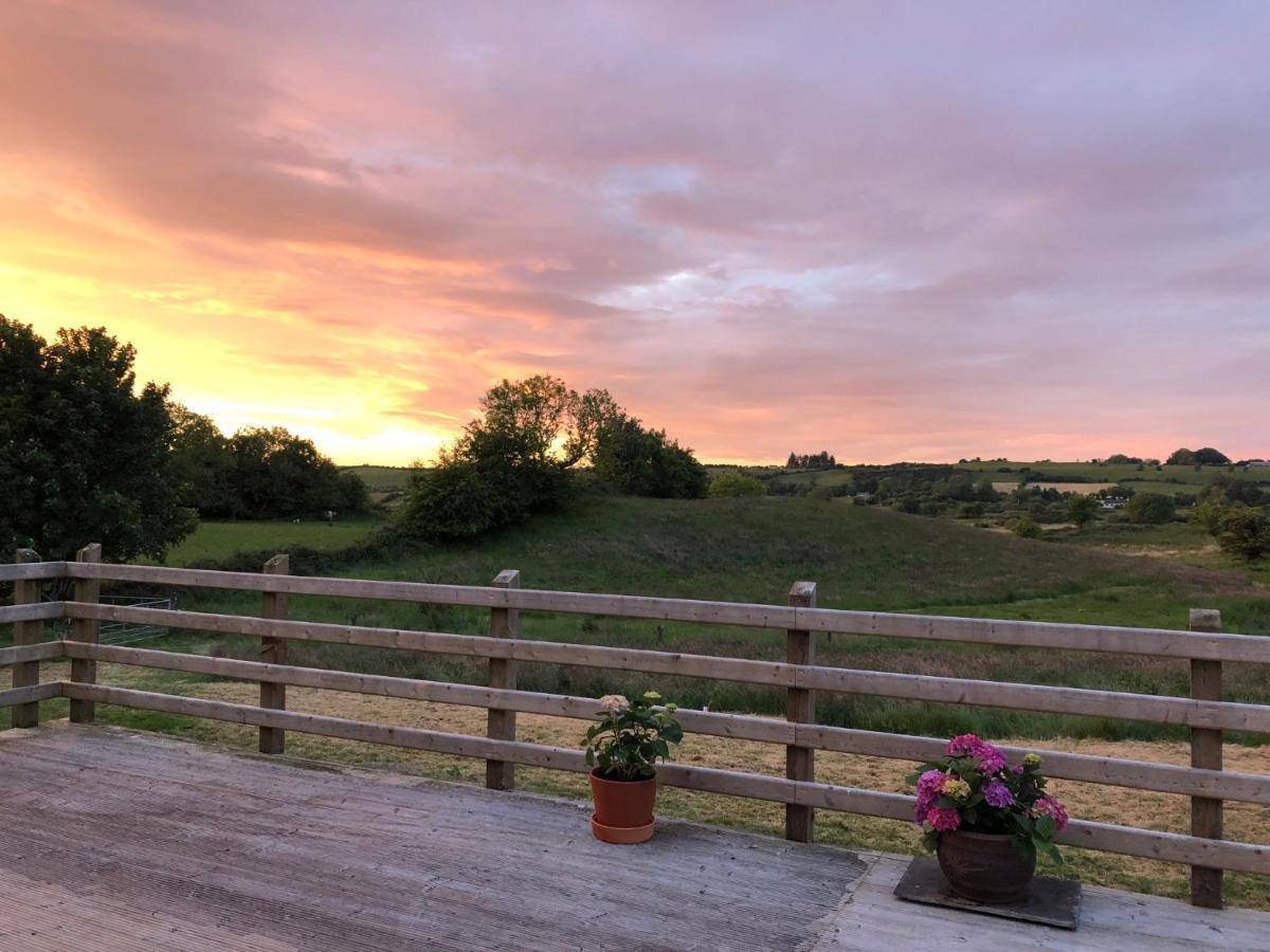 巴利霍尼斯Rural Retreat Near Knock公寓 外观 照片